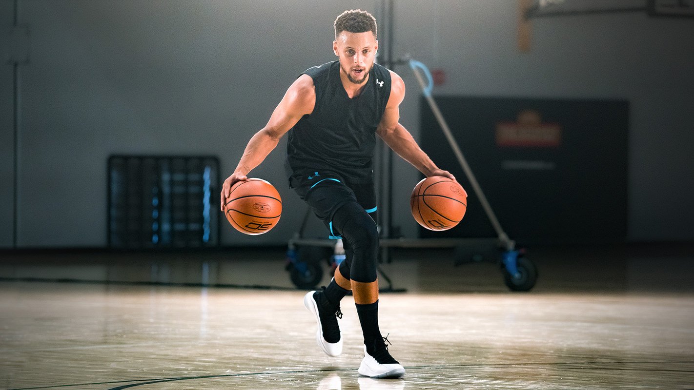 Stephen Curry Teaches Shooting Ball