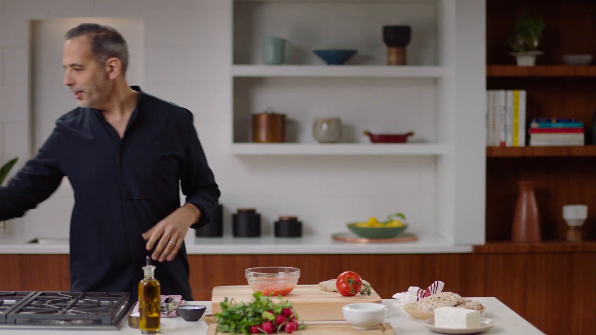 Brunch Spread: Middle Eastern Bread Spread | Yotam Ottolenghi Teaches ...