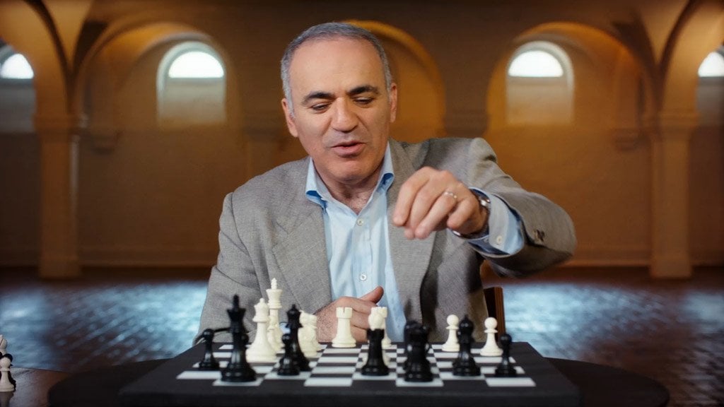 Learn Chess With Garry Kasparov: World Champion