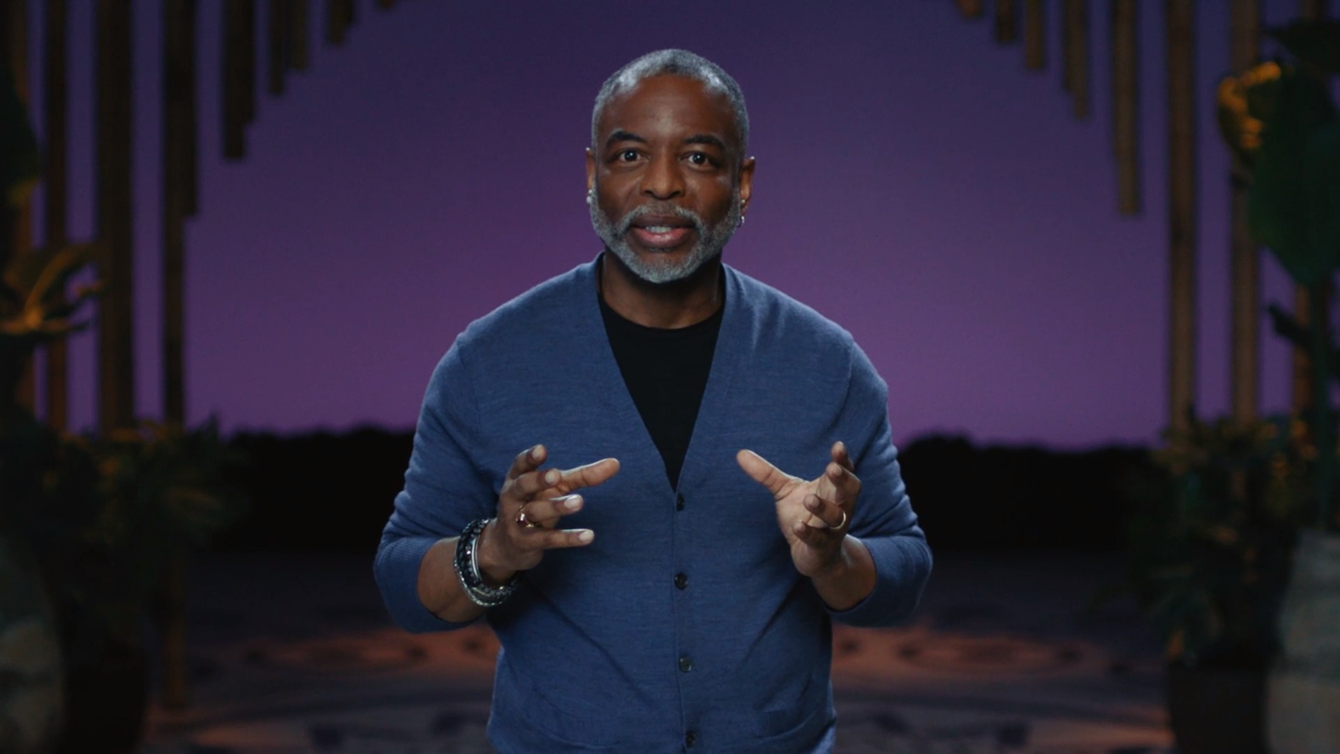 Case Study: Roots | LeVar Burton Teaches the Power of Storytelling |  MasterClass, image size:1920x1080