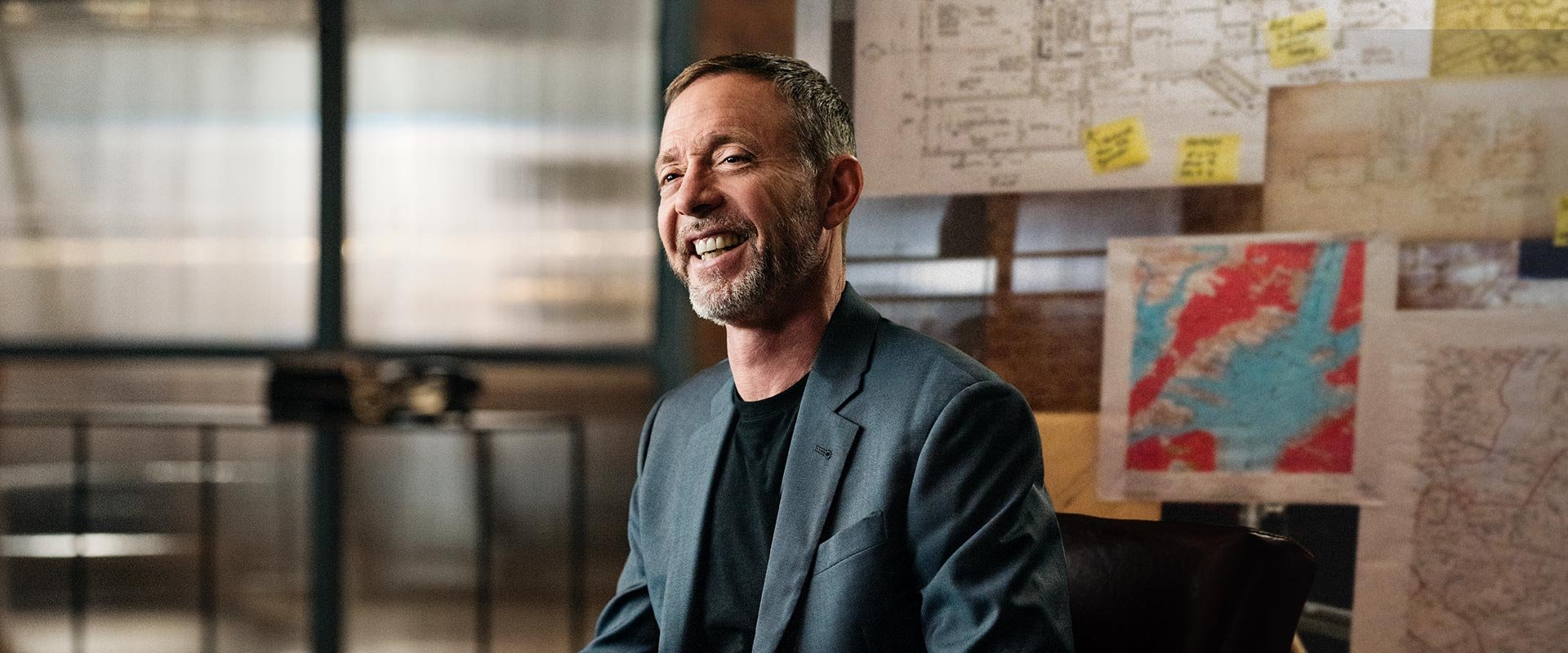 Masterclass Chris Voss Teaches The Art Of Negotiation